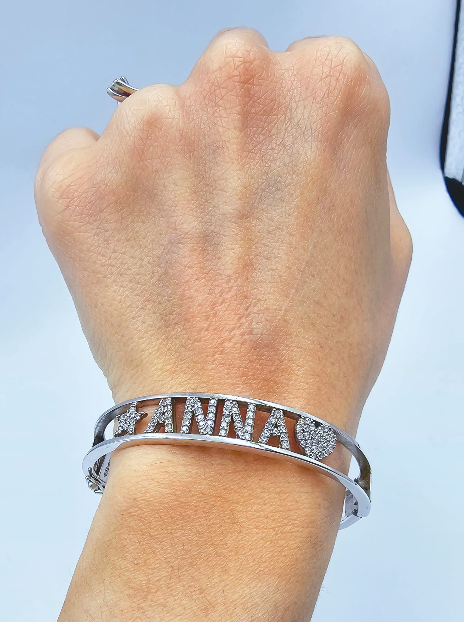 Bracciale a manetta con nome