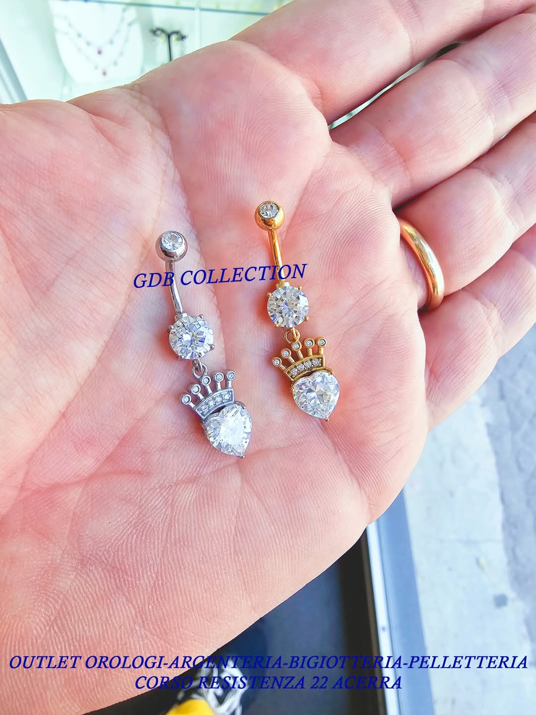 Piercing Ombelico con Corona