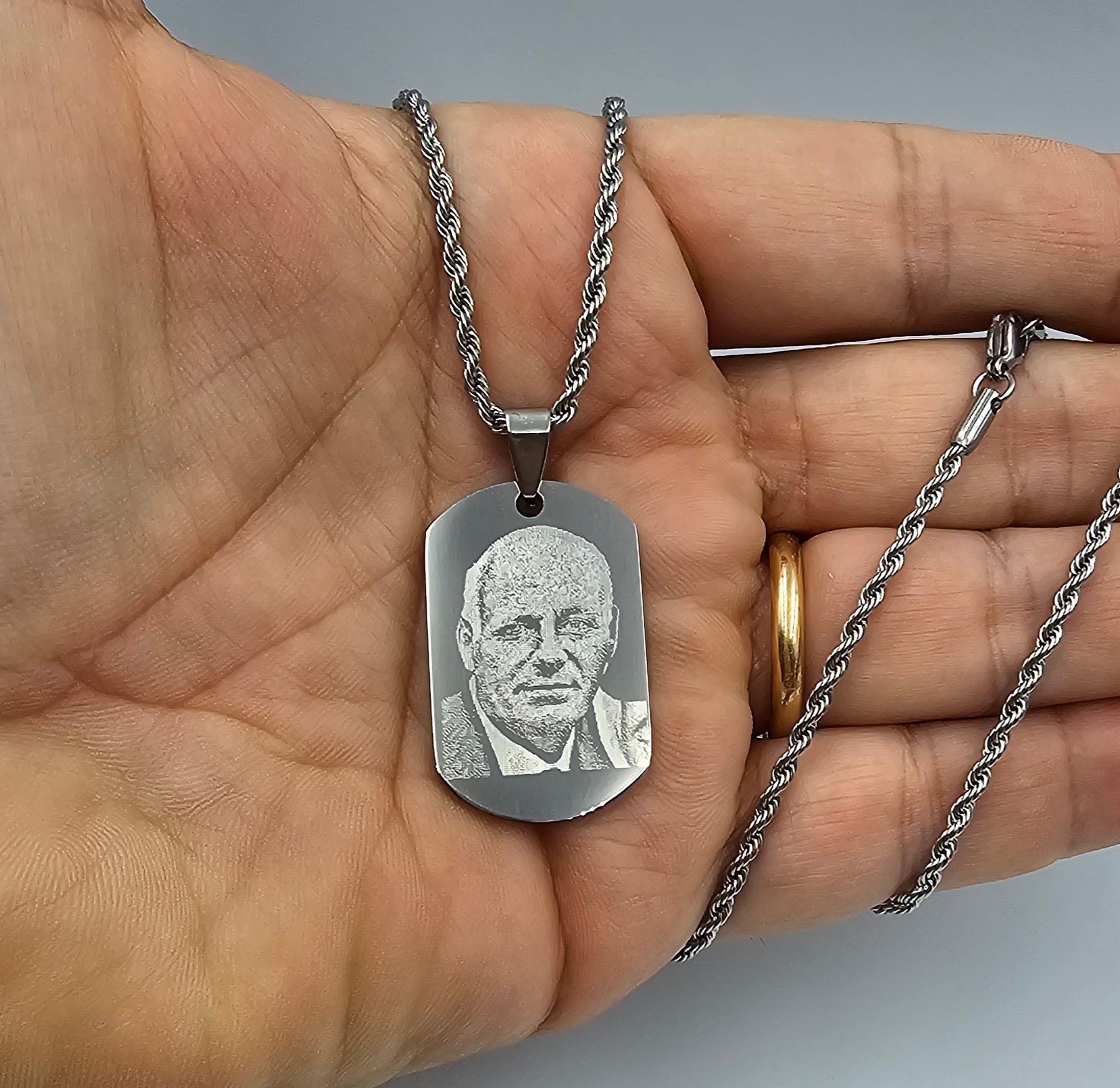 Collana con Foto incisa rettangolare