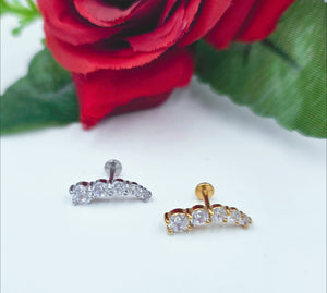 Piercing Helix a forma di mezza luna