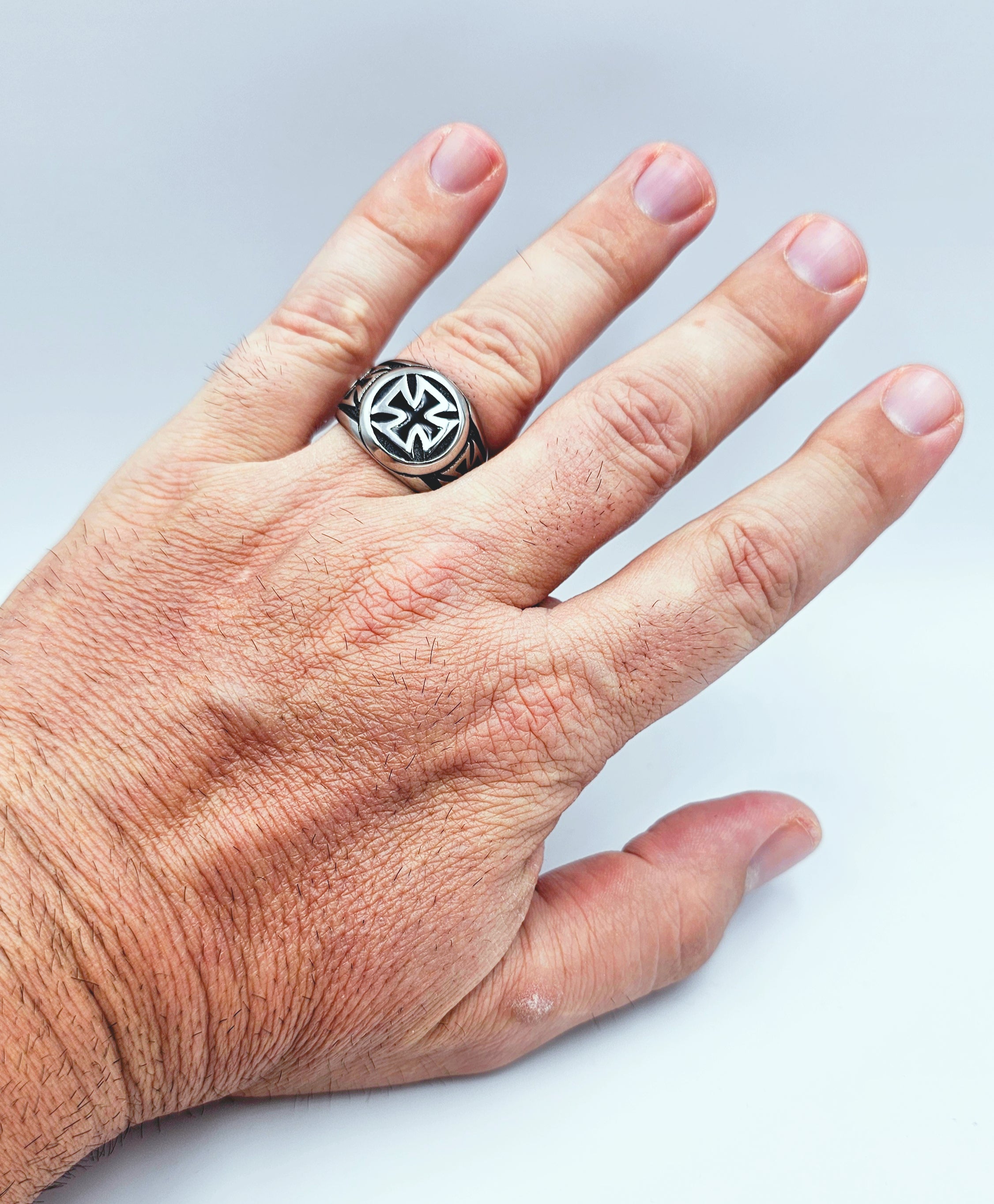 Anello Uomo con Croce