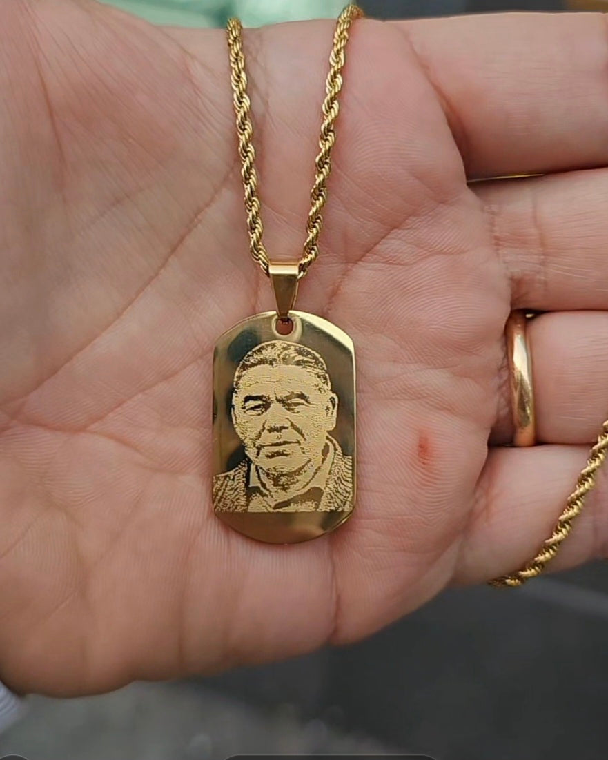 Collana con Foto incisa rettangolare
