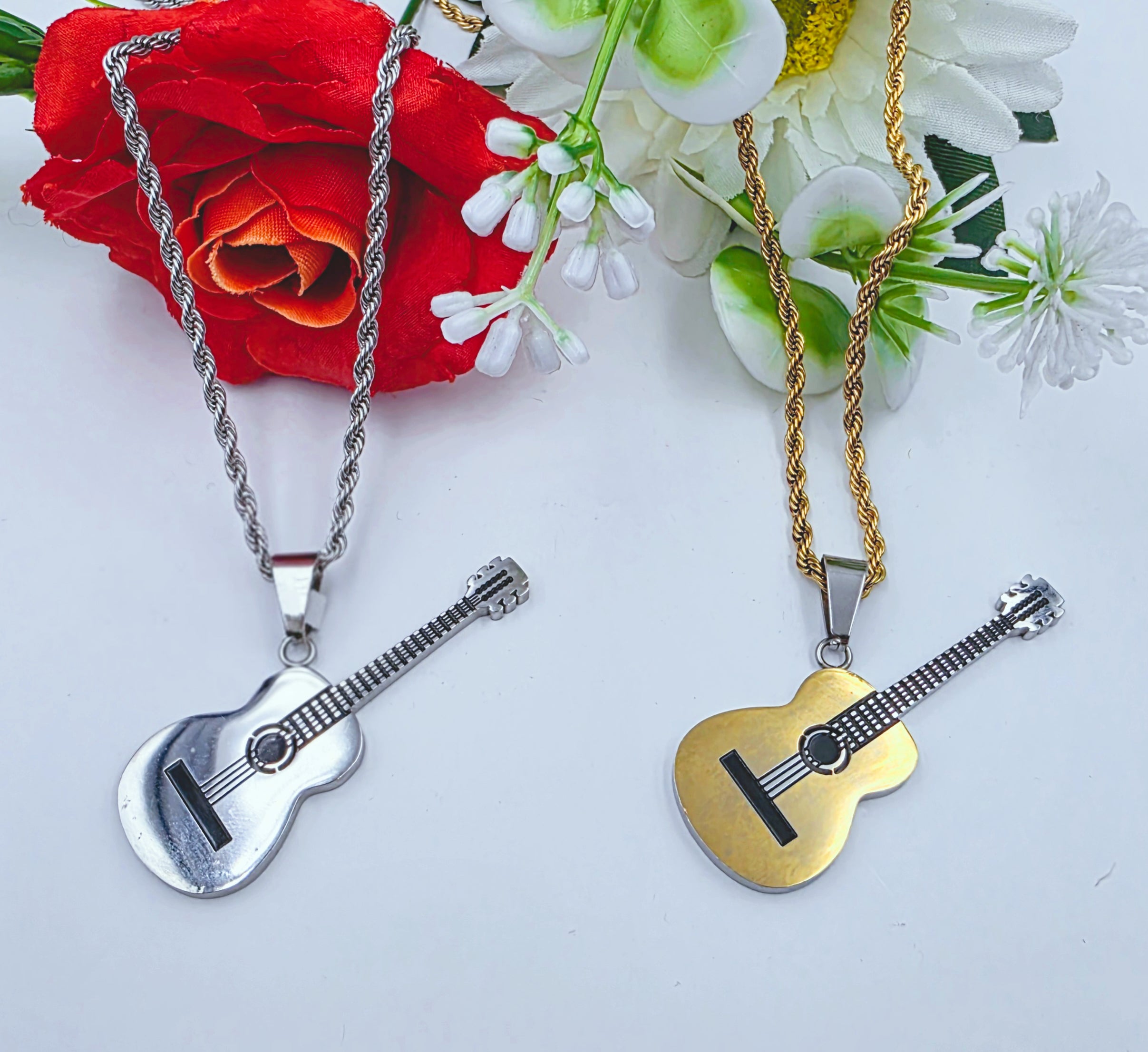 Collana Chitarra