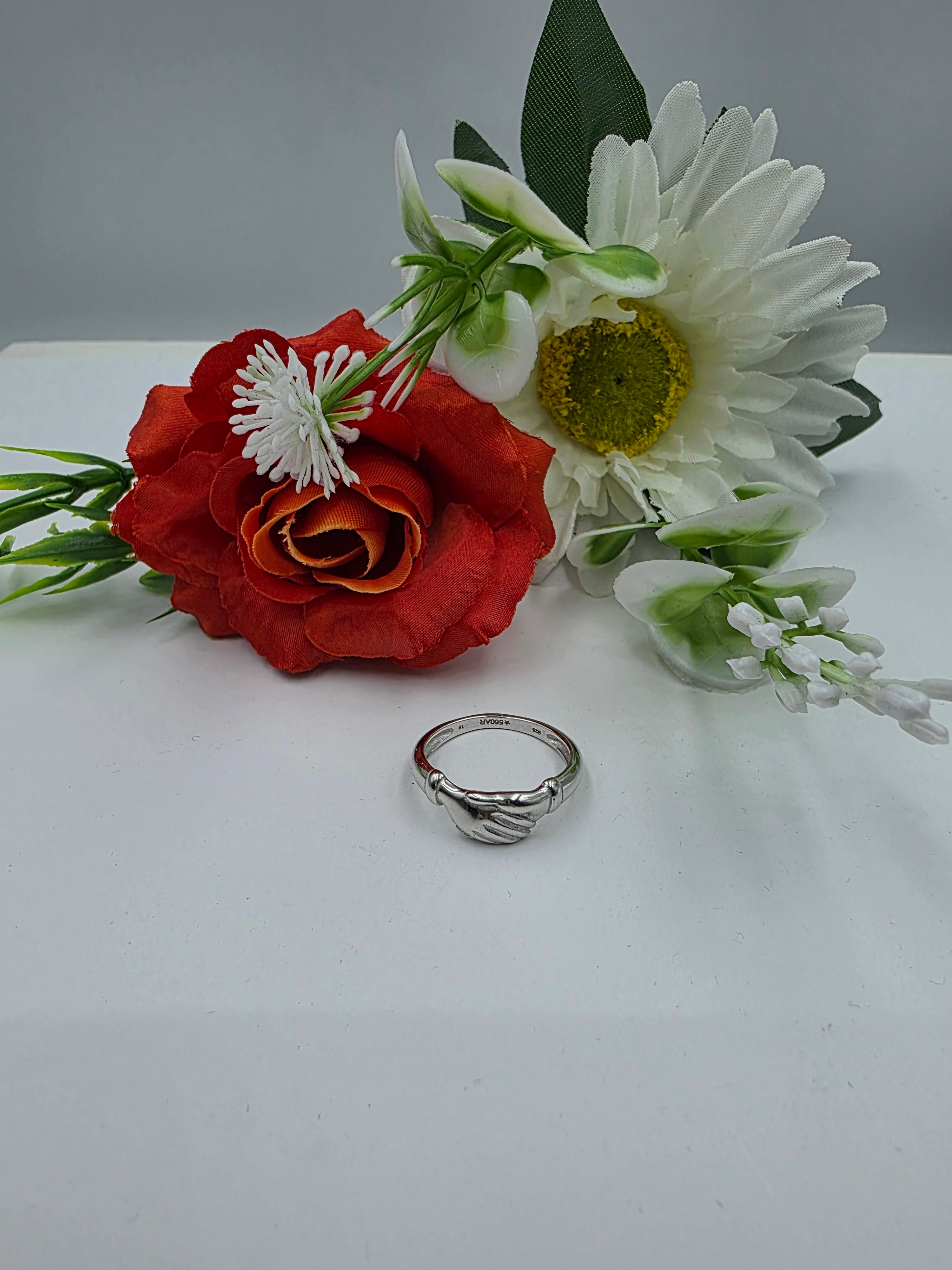 Anello Mano S.Rita
