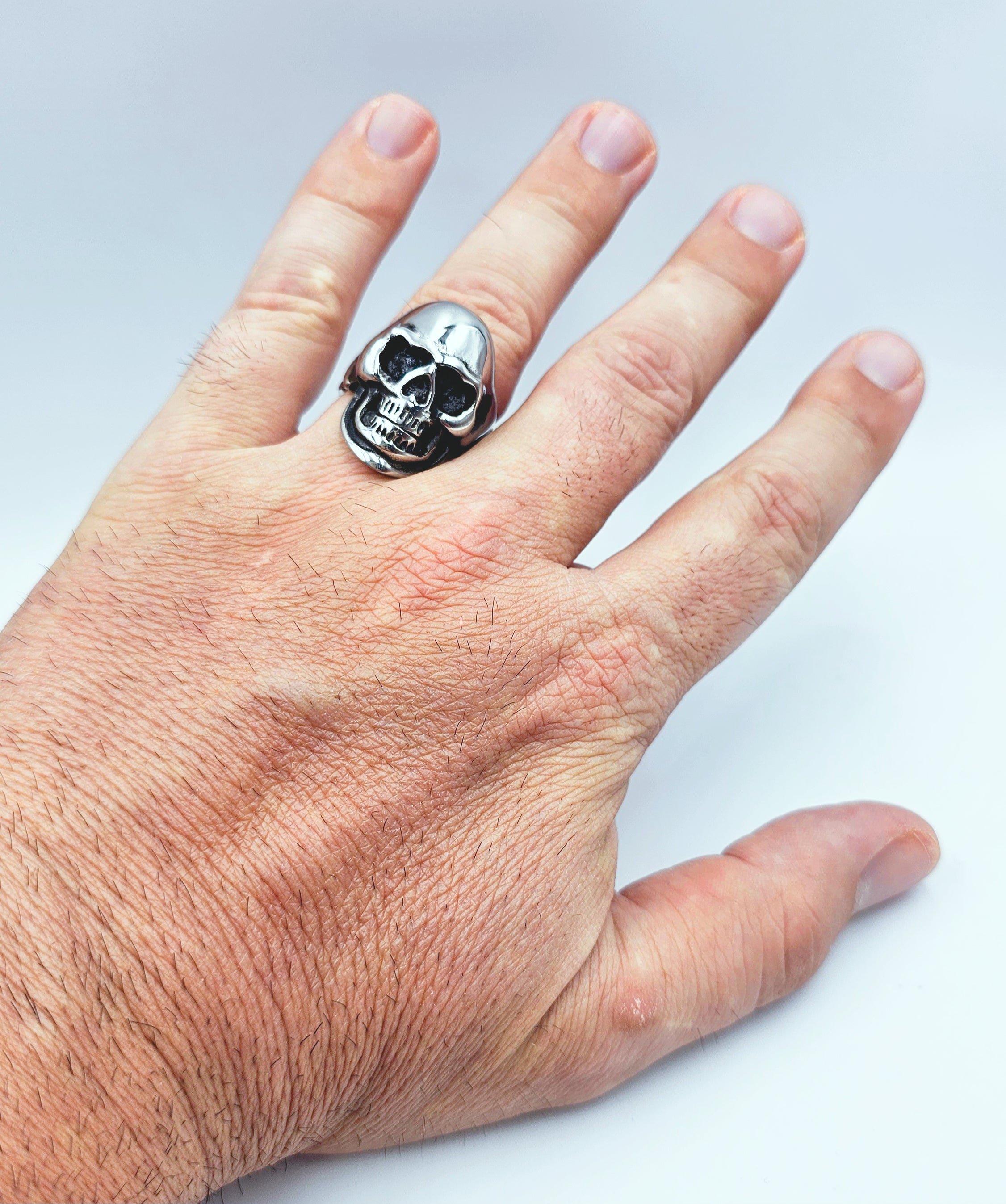 Anello Uomo con Teschio