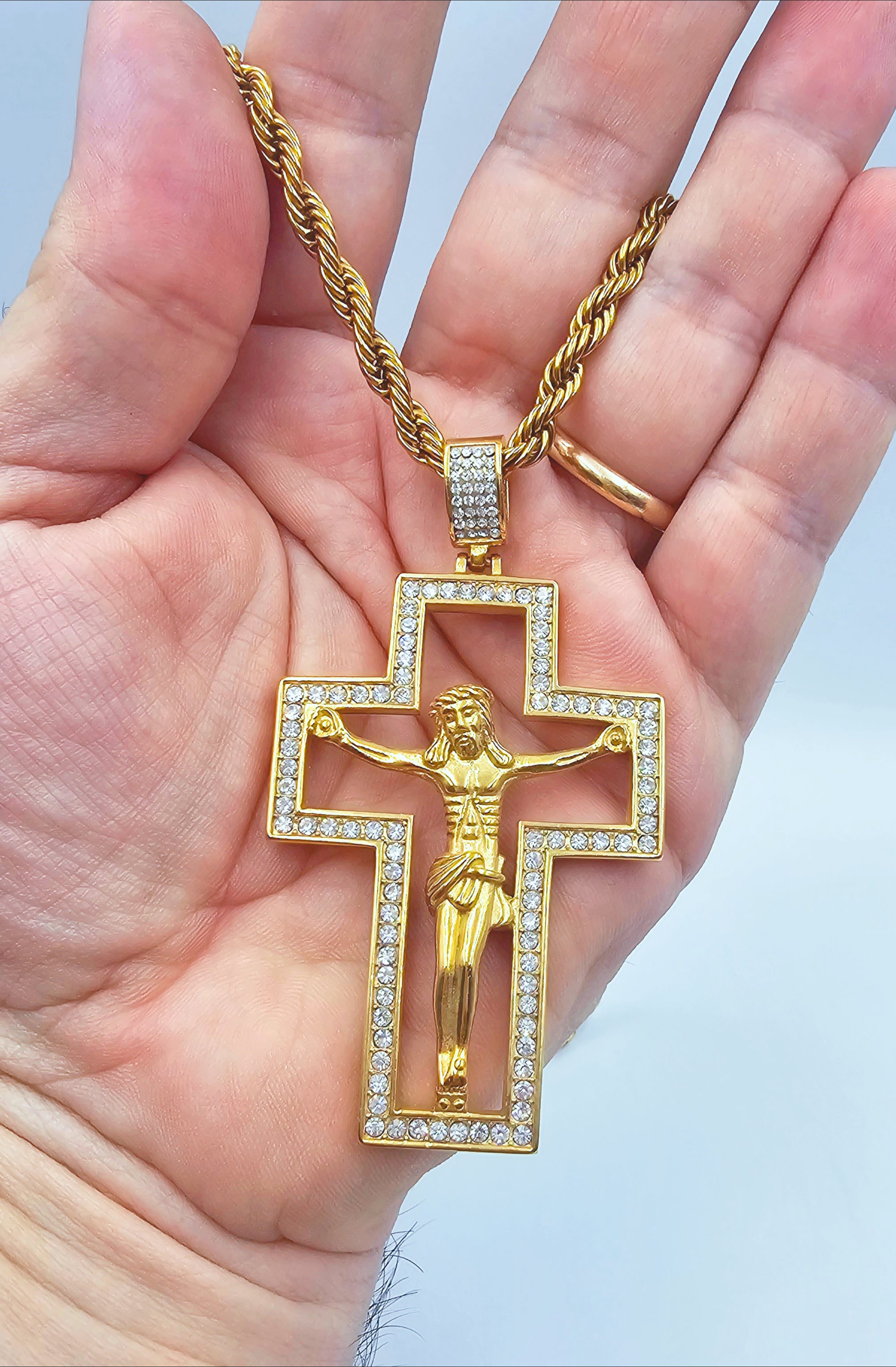 Collana con Crocifisso