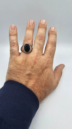 Anello Uomo con pietra colorata