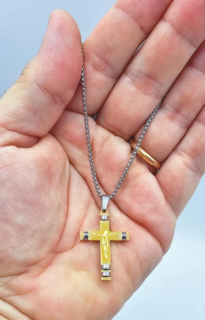 Collana con Croce