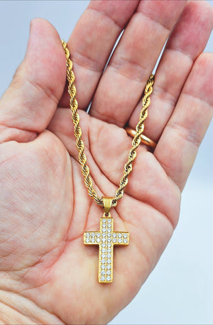 Collana con Croce con strass