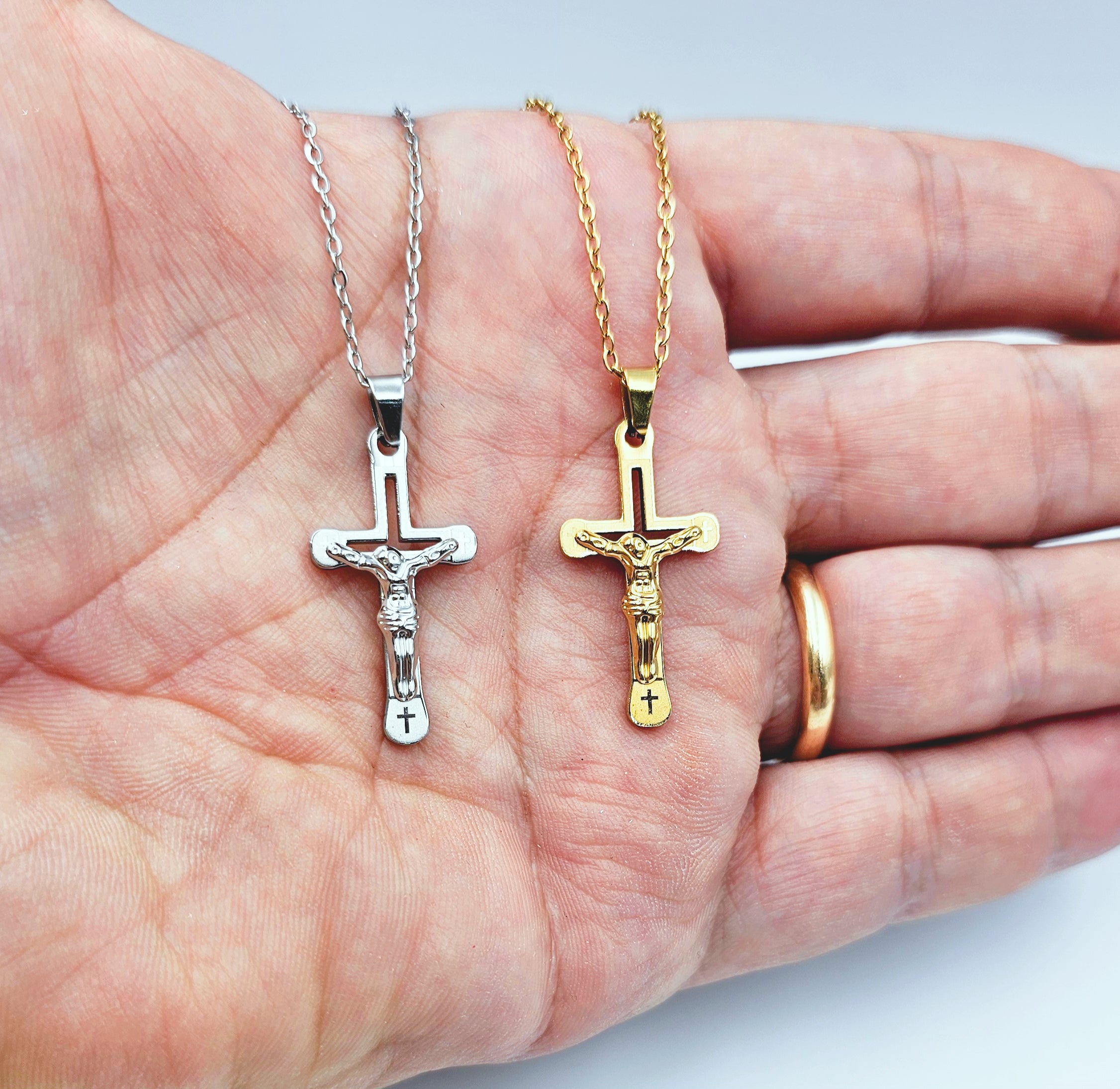 Collana con Croce