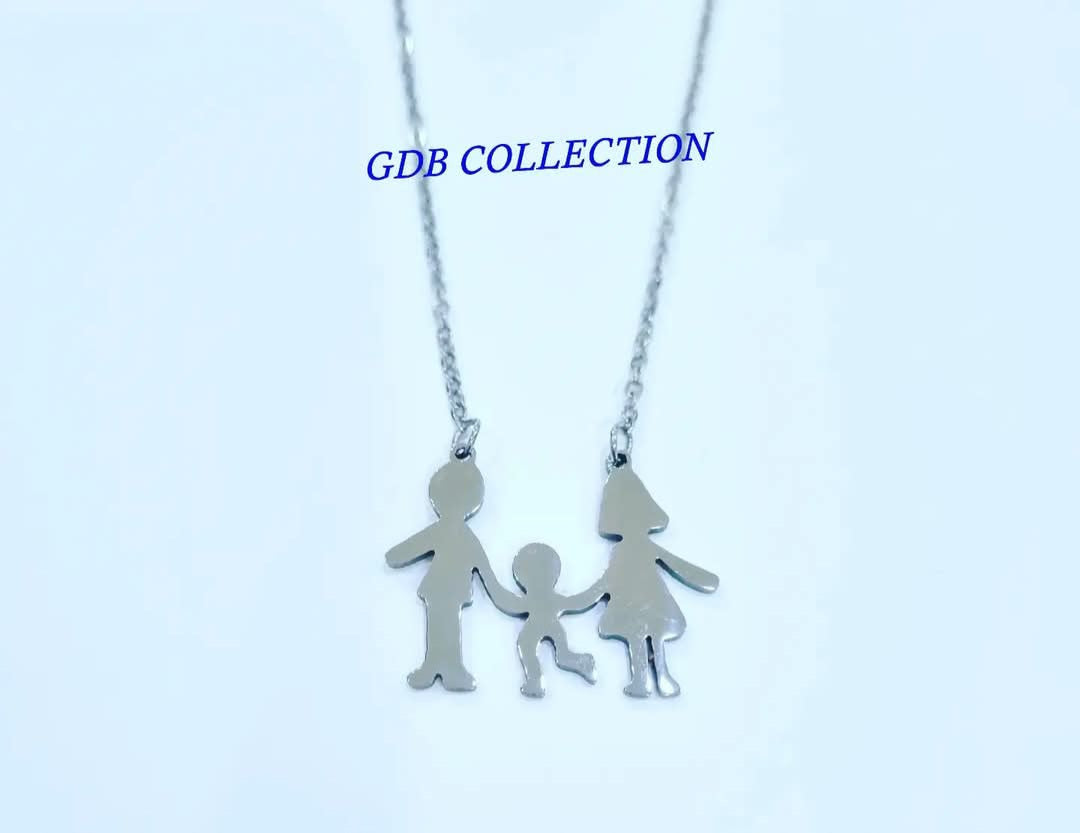 Collana Family