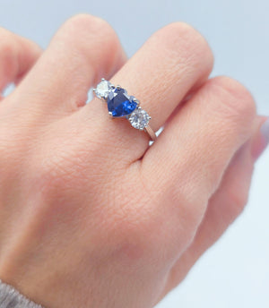 Anello Trilogy a Cuore