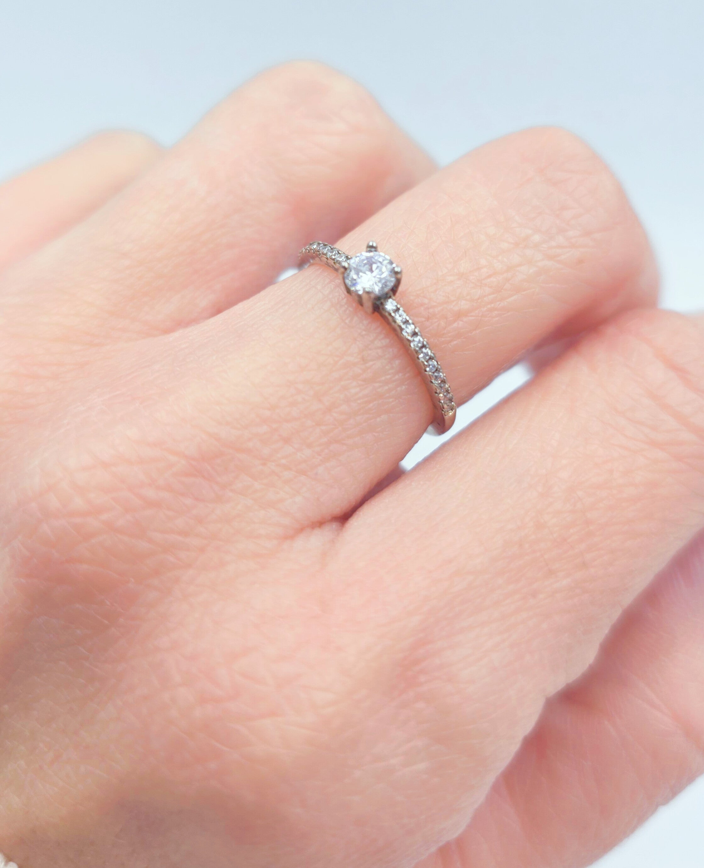Anello Solitario sottile misura 12
