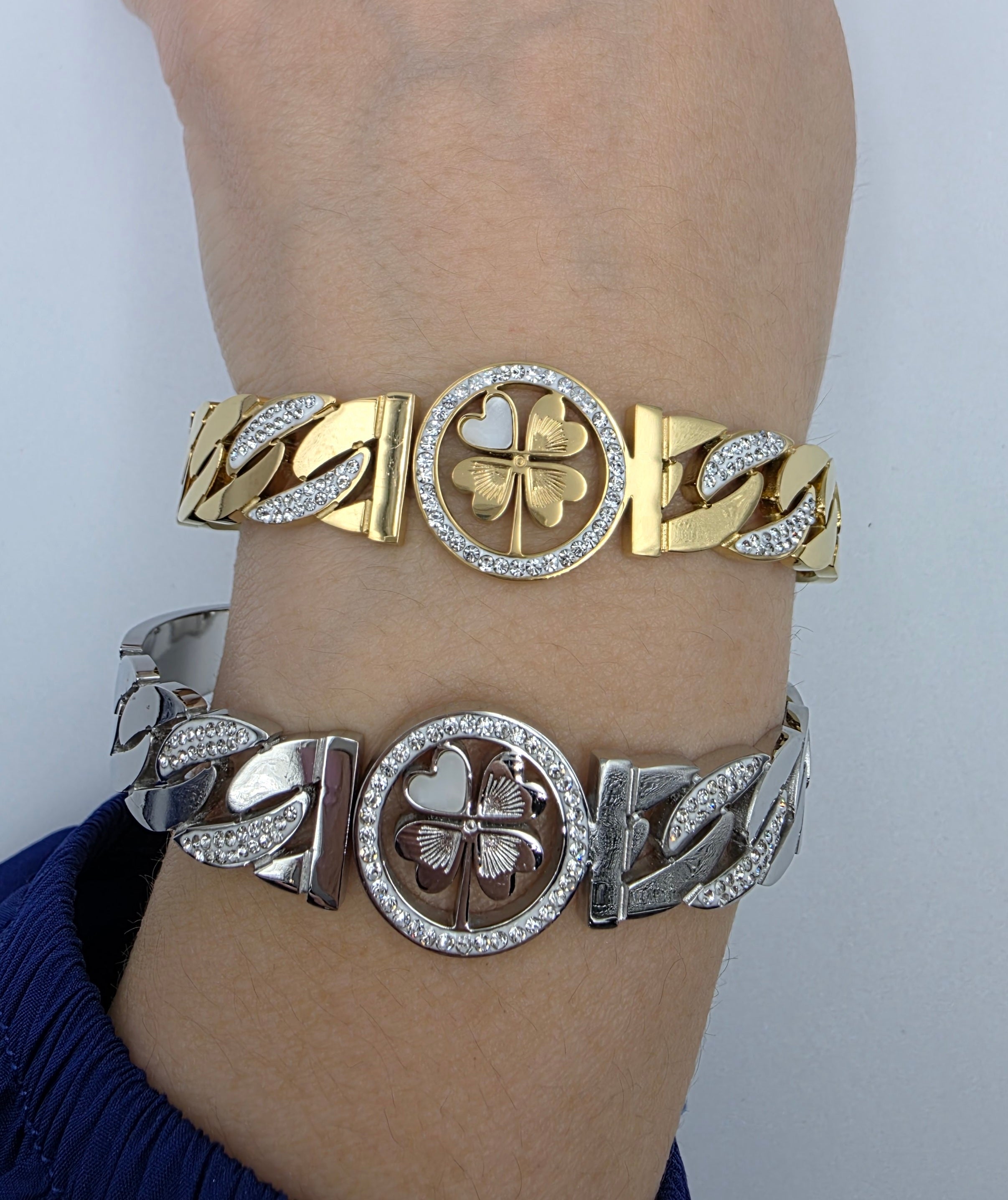 Bracciale rigido Quadrifoglio