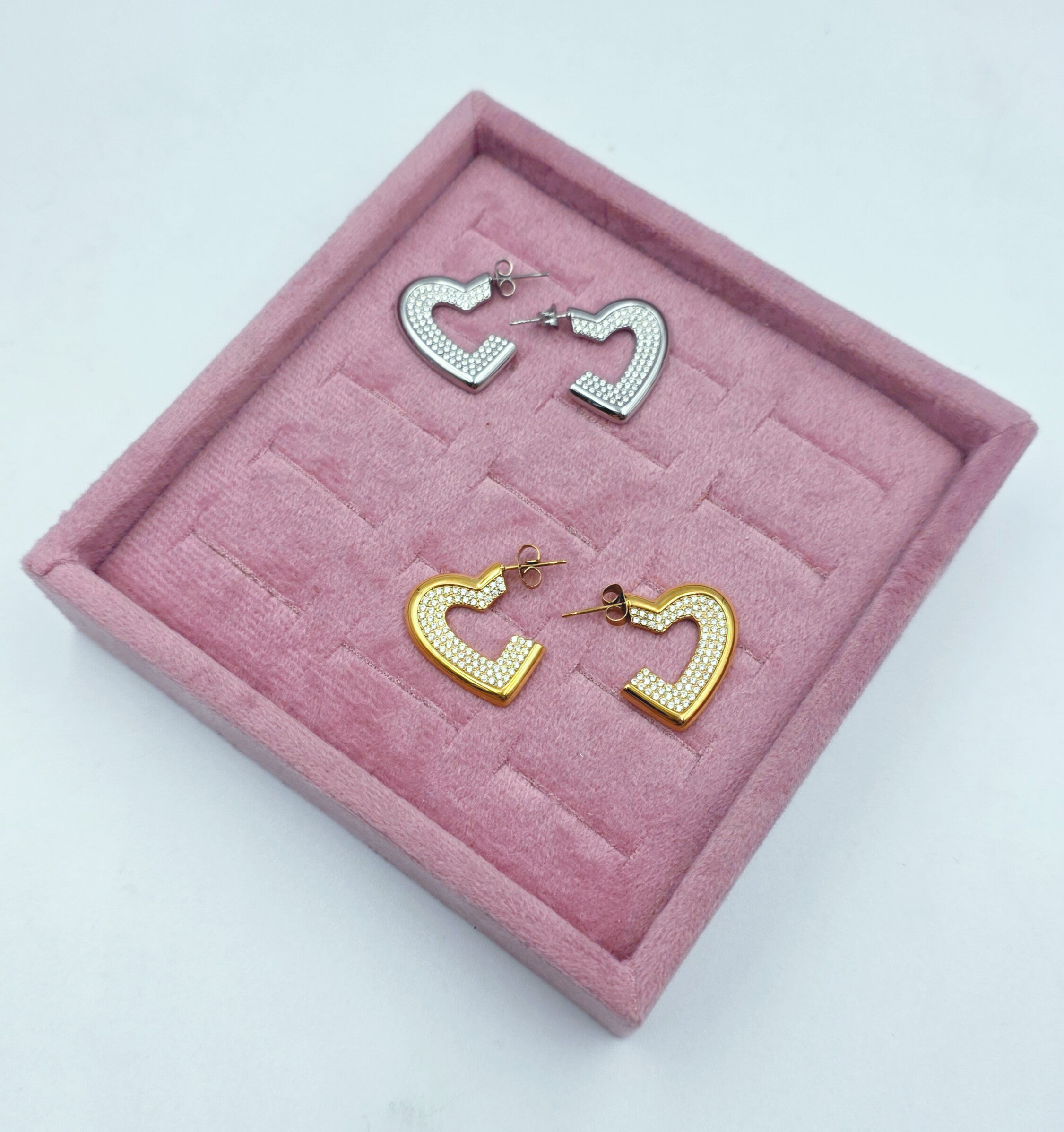 Orecchini a cuore con Zirconi
