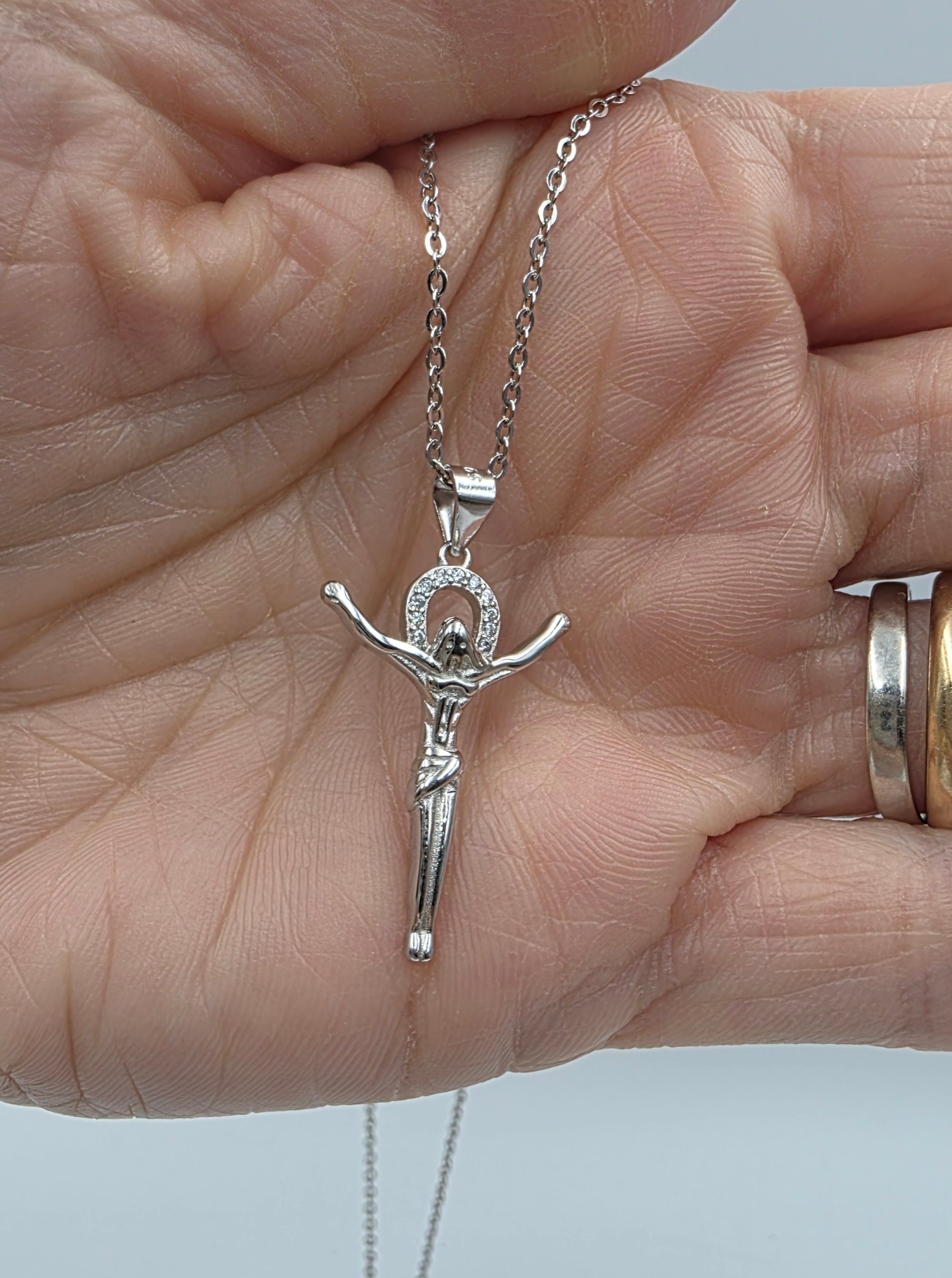 Collana con Crocifisso