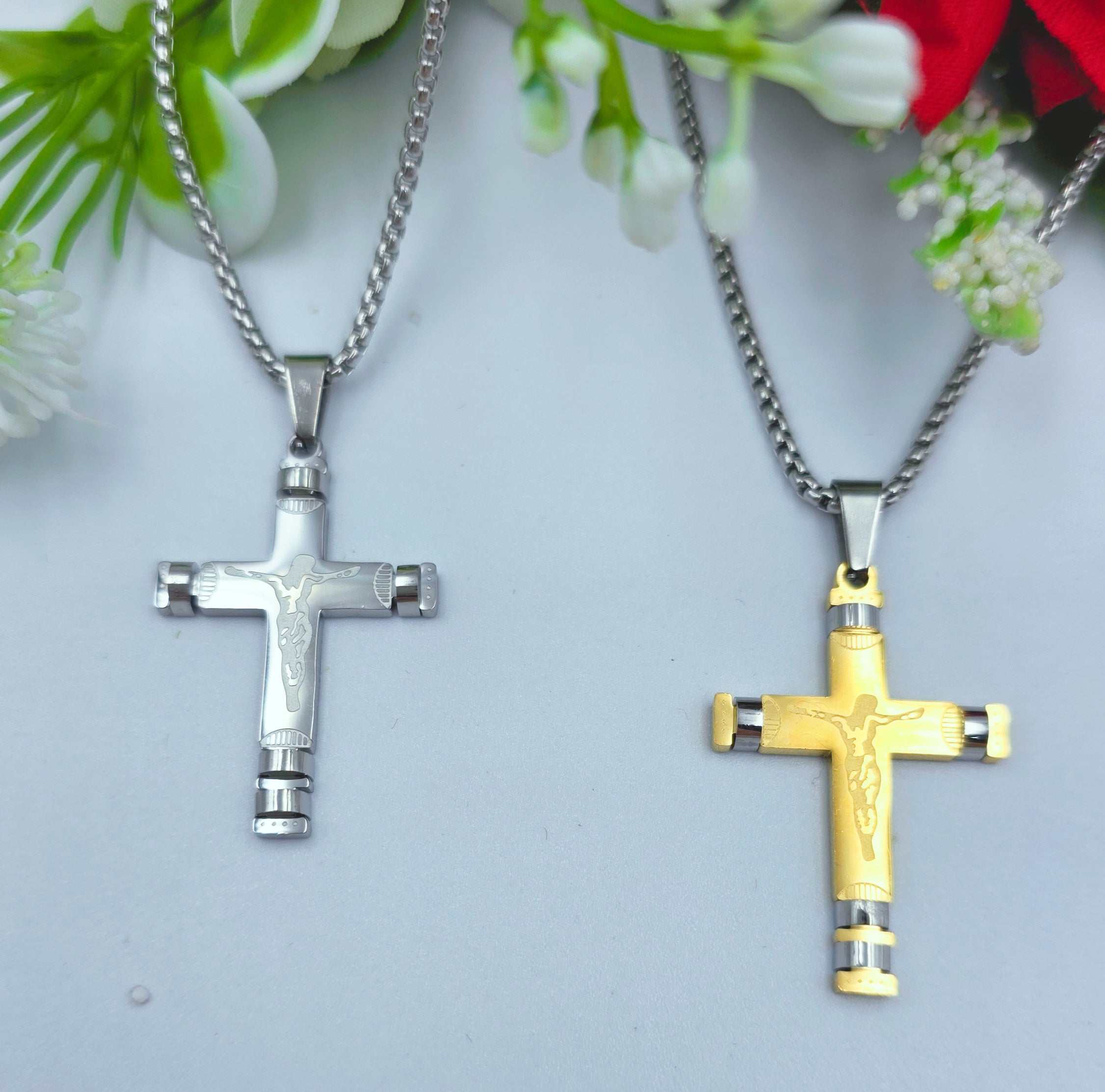 Collana con Croce